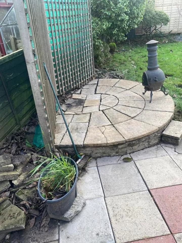 Cleaned circular garden patio feature